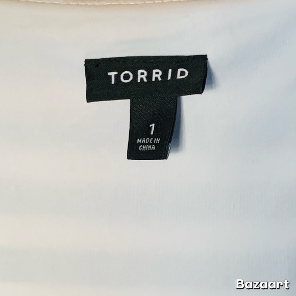 ➕🌻 TORRID || Plus-Size Gothic Pin-Up Skater Dress- - Picture 3 of 7